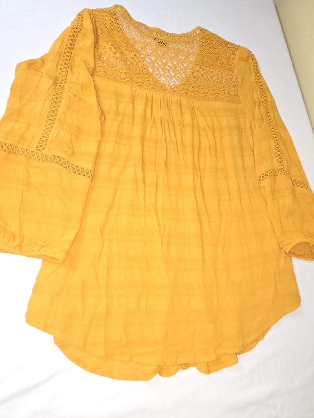 New Directions Mustard Yellow Crochet Lace V-Neck Blouse M